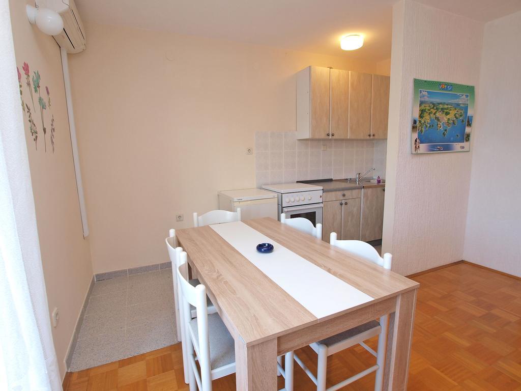 Apartments Dubravka 1315 Vrsar Exterior photo