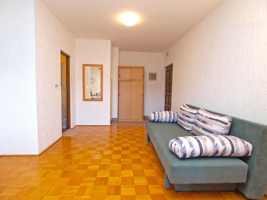 Apartments Dubravka 1315 Vrsar Exterior photo